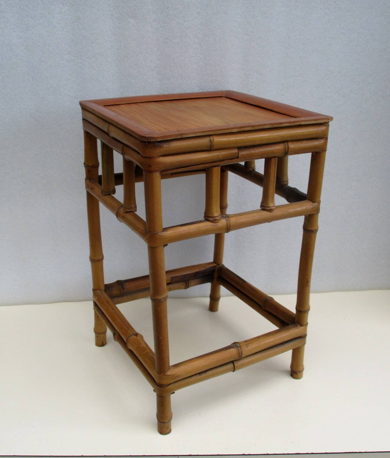 Bamboo side table - Vintage