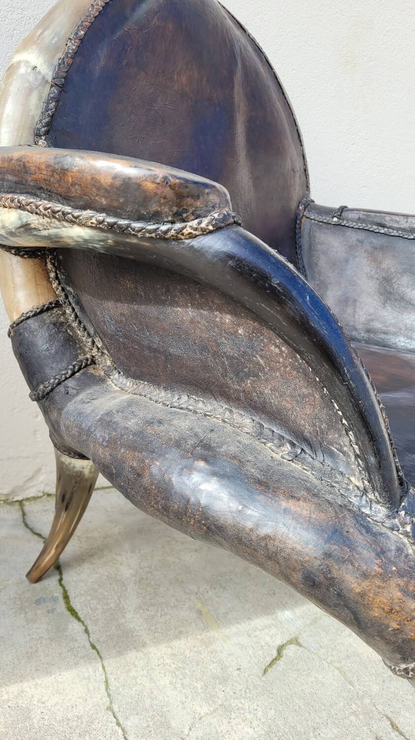 Fauteuil en corne et cuir ancien - 1950s