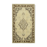 1960s Handmade Wool Oriental Beige Carpet 154 cm x 261 cm