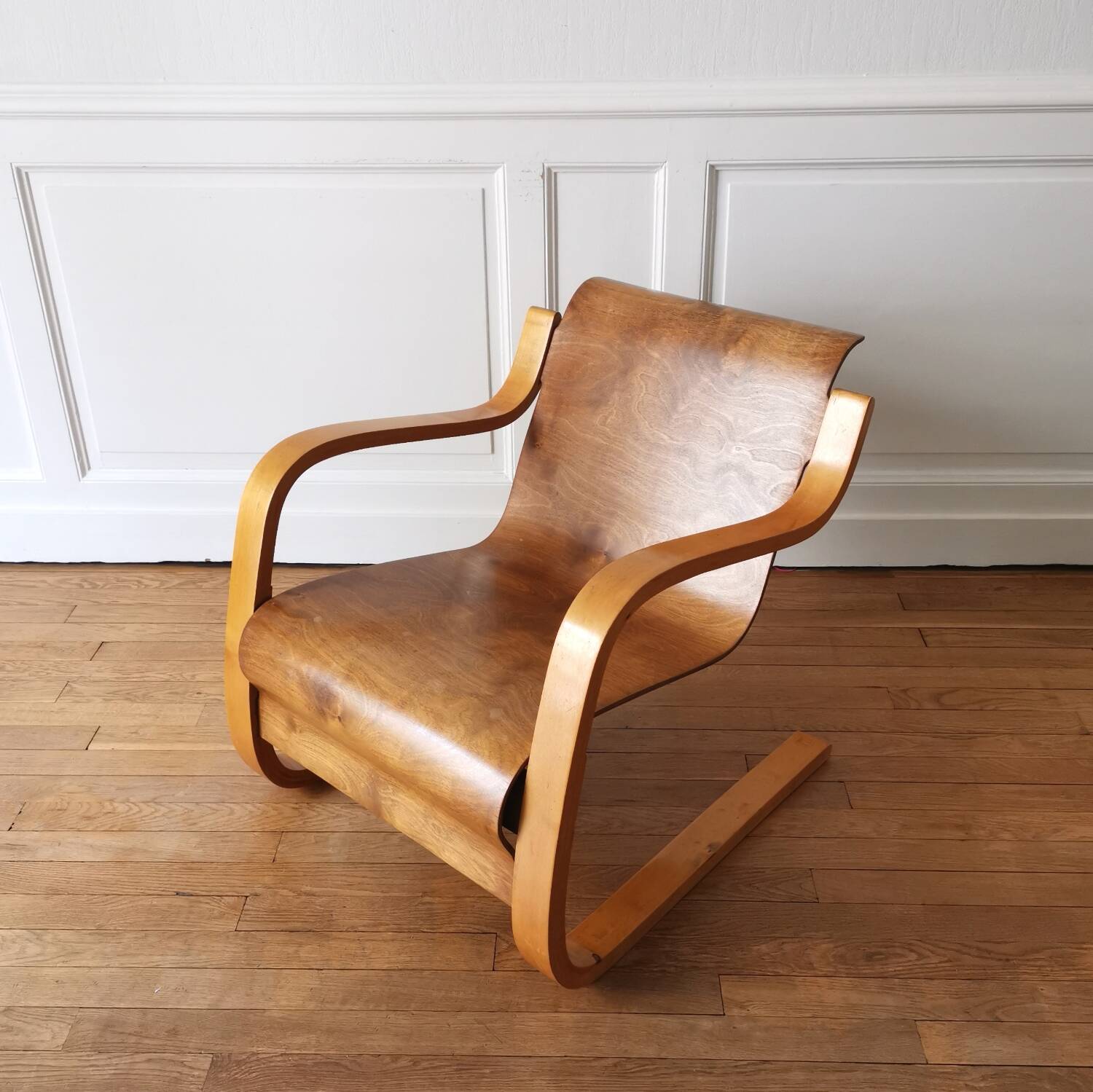 Armchair 31 "Cantilever" by Alvar Aalto, 1930