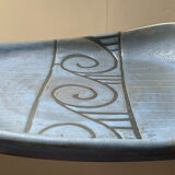 Empty vintage pocket in glazed ceramic