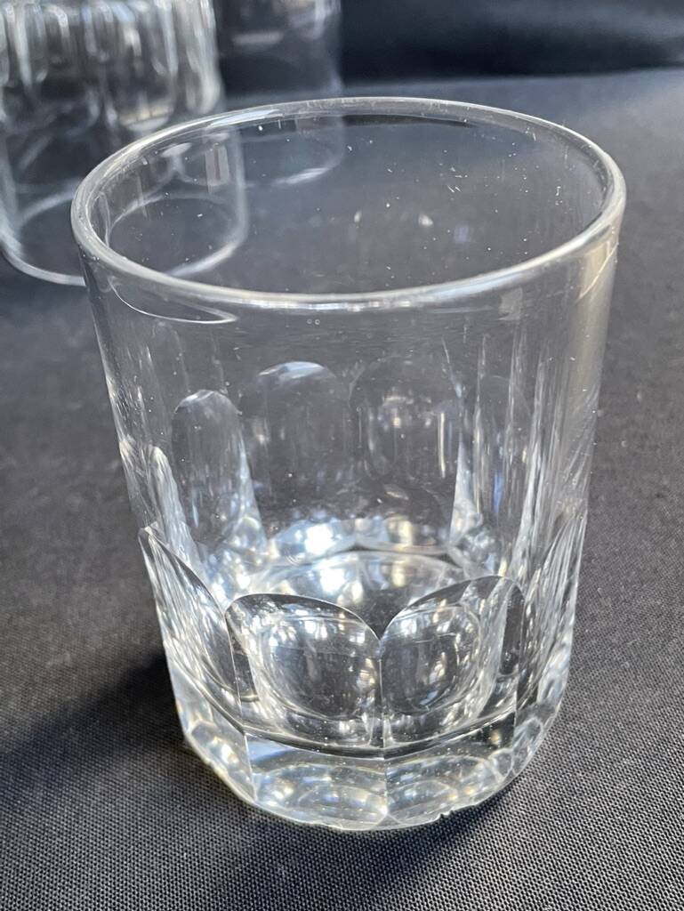 6 Baccarat whiskey tumblers – ½ strong crystal - Art Nouveau
