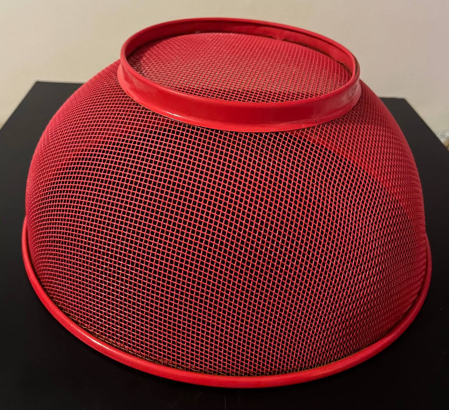 Metal fruit basket from the 80s