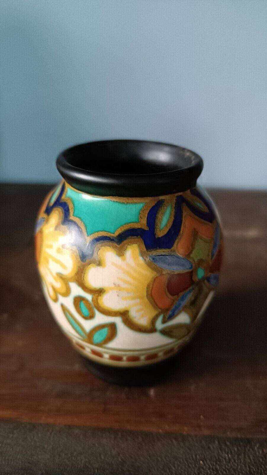 Ceramic vase made in gouda liberty, madelein decor
