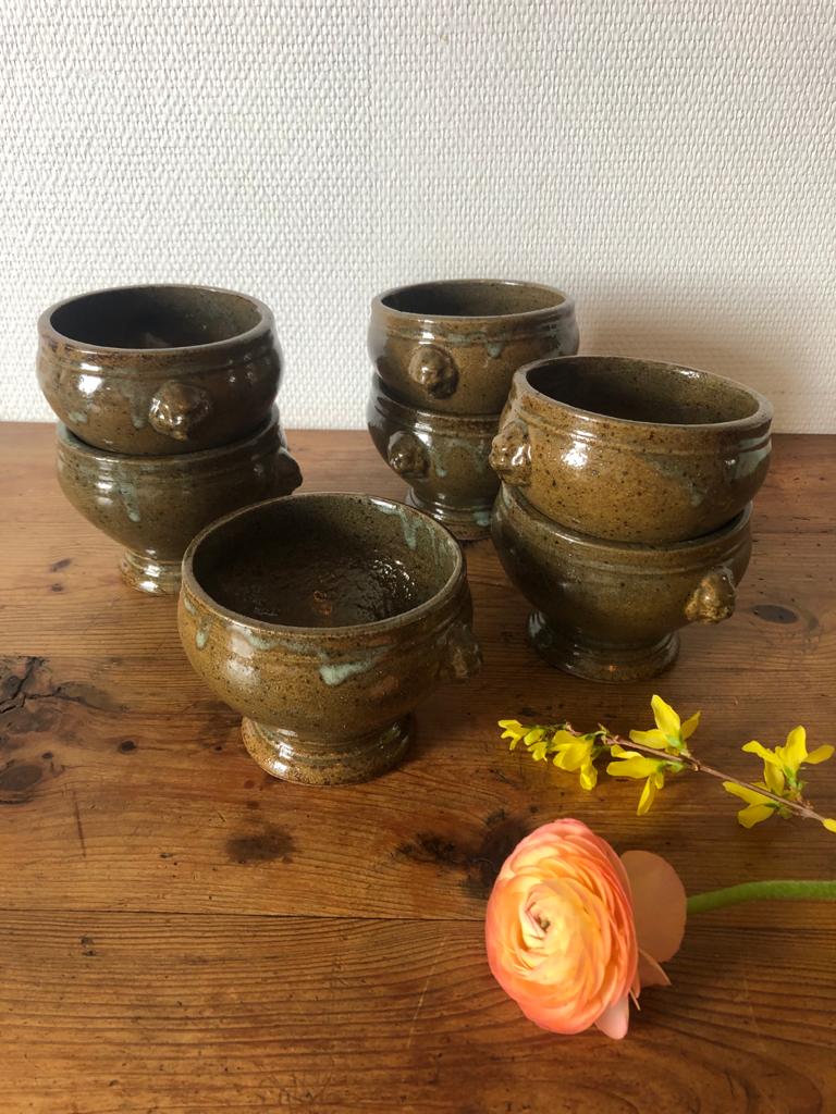 Lots de 7 bols à soupe à gratiner en grès artisanal aux oreilles tête de lion