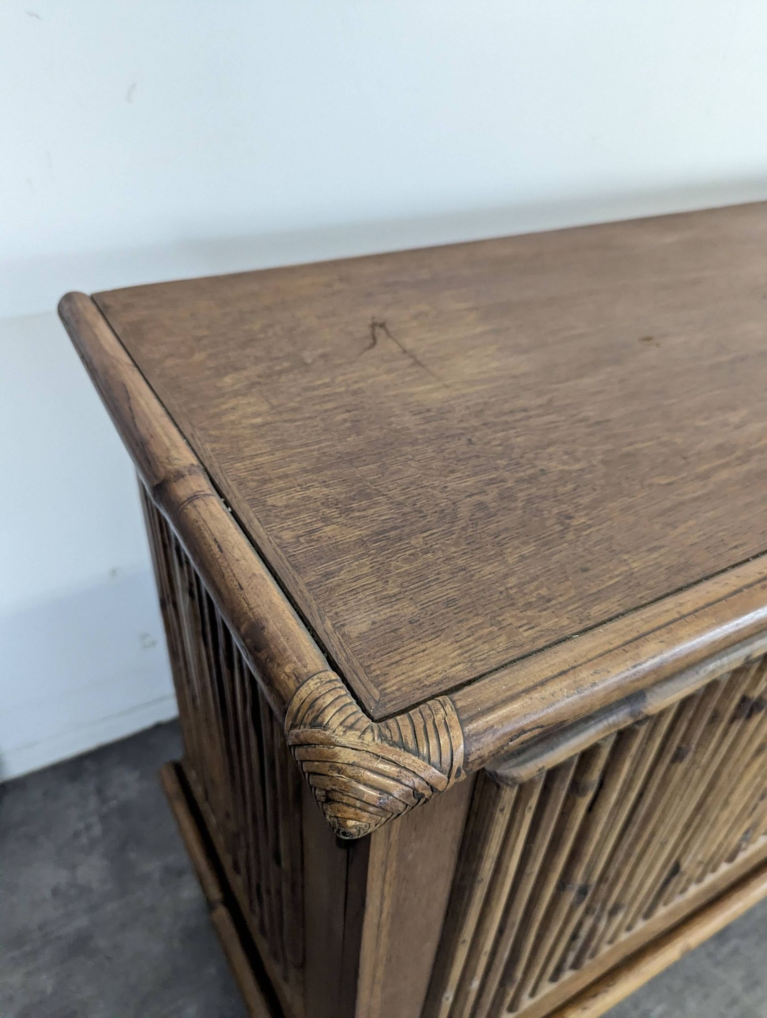 Enfilade en bambou fendu, années 60