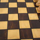 Jeu d’échec avec plateau et pièces en bois 
