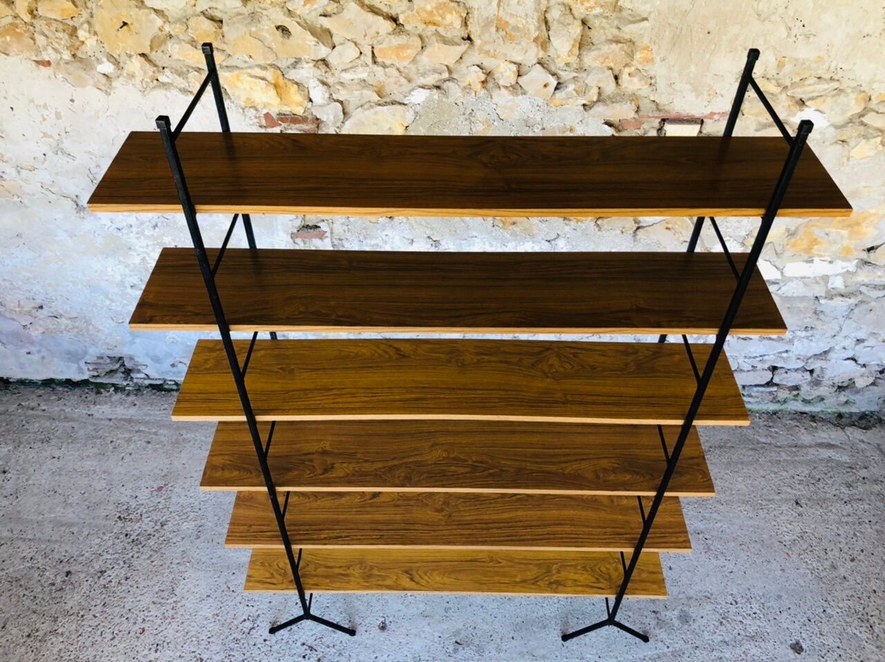 Wall system has 6 Scandinavian modular shelves