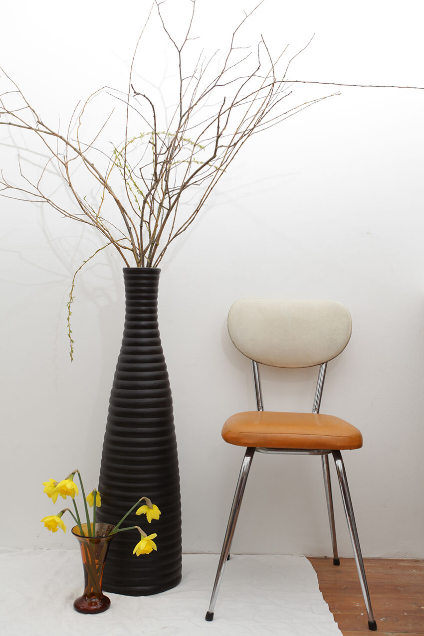 Large vase in brown and gold earth