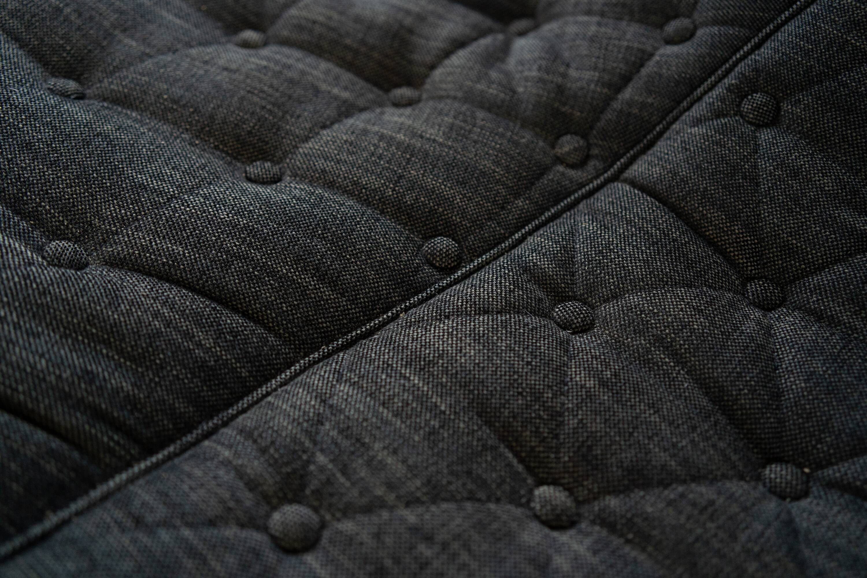 Saruyama sofa Island for Moroso by Toshiyuki Kita