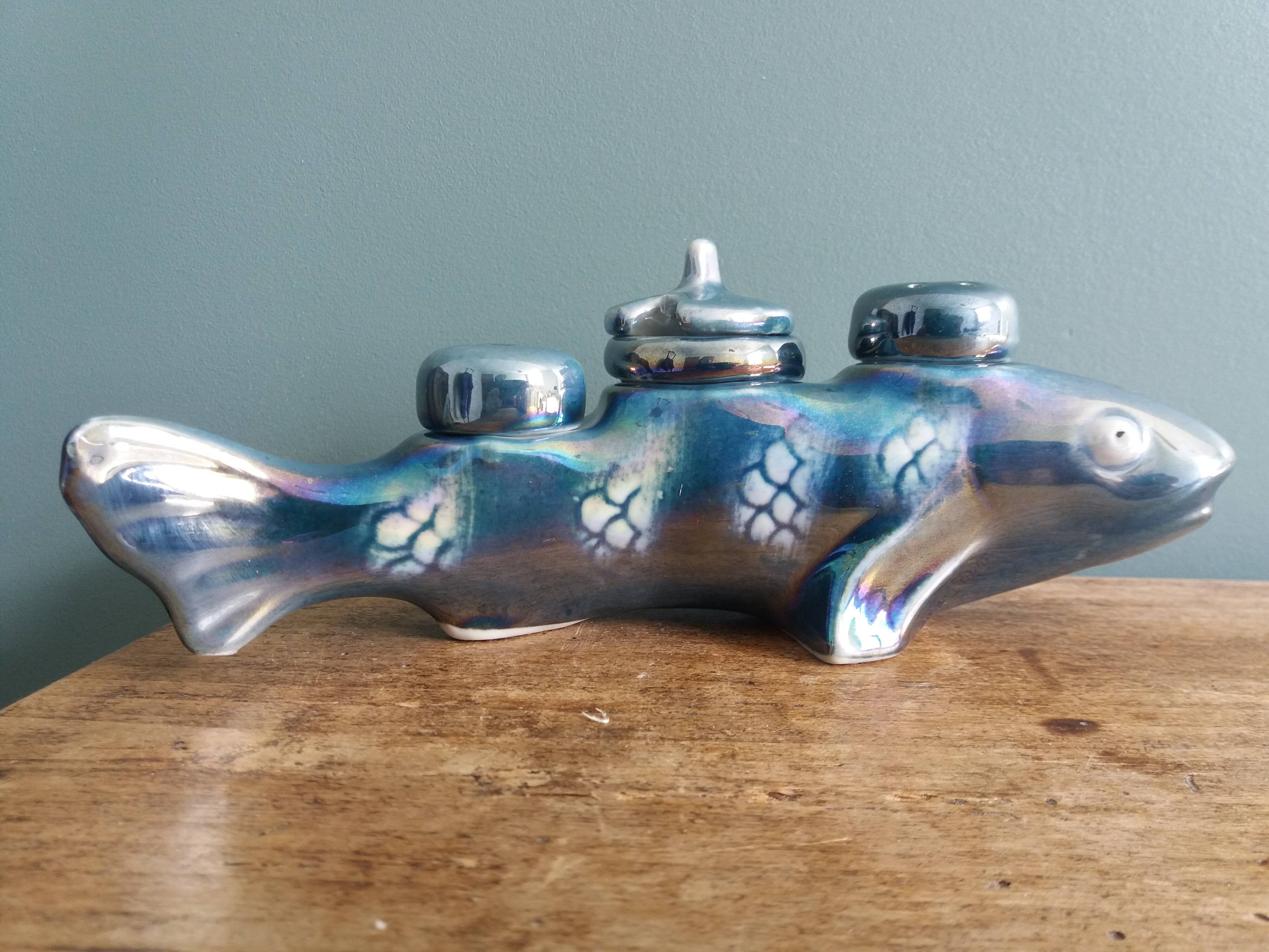 Zoomorphic salt and pepper shaker, porcelain fish