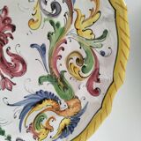 4 hand-painted earthenware plates in a holiday home style