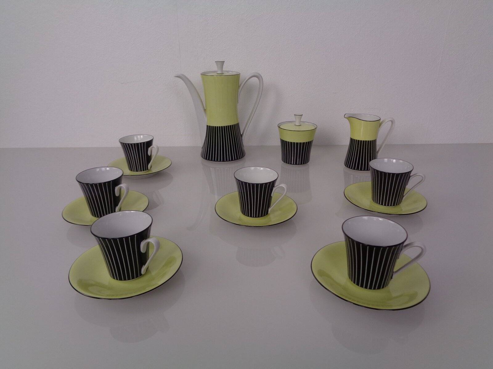 Coffee service for 6 from Vokstedt, Germany, 1950s, set of 17.