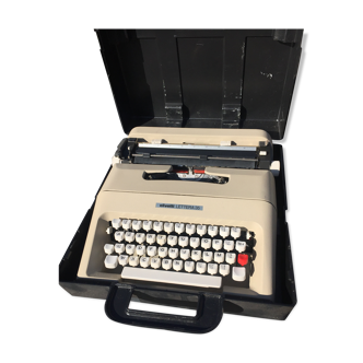 Machine à écrire olivetti lettera 35 design Mario Bellini