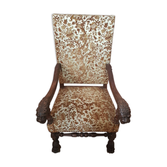 Fauteuil à tête de lion