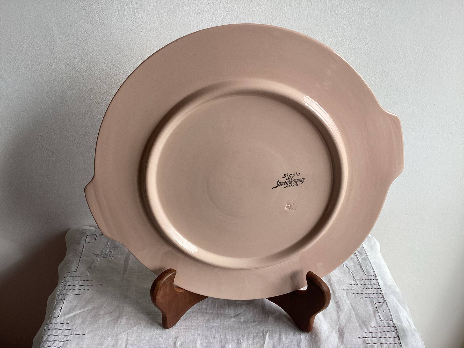 Round plate digoin sarreguemines france
