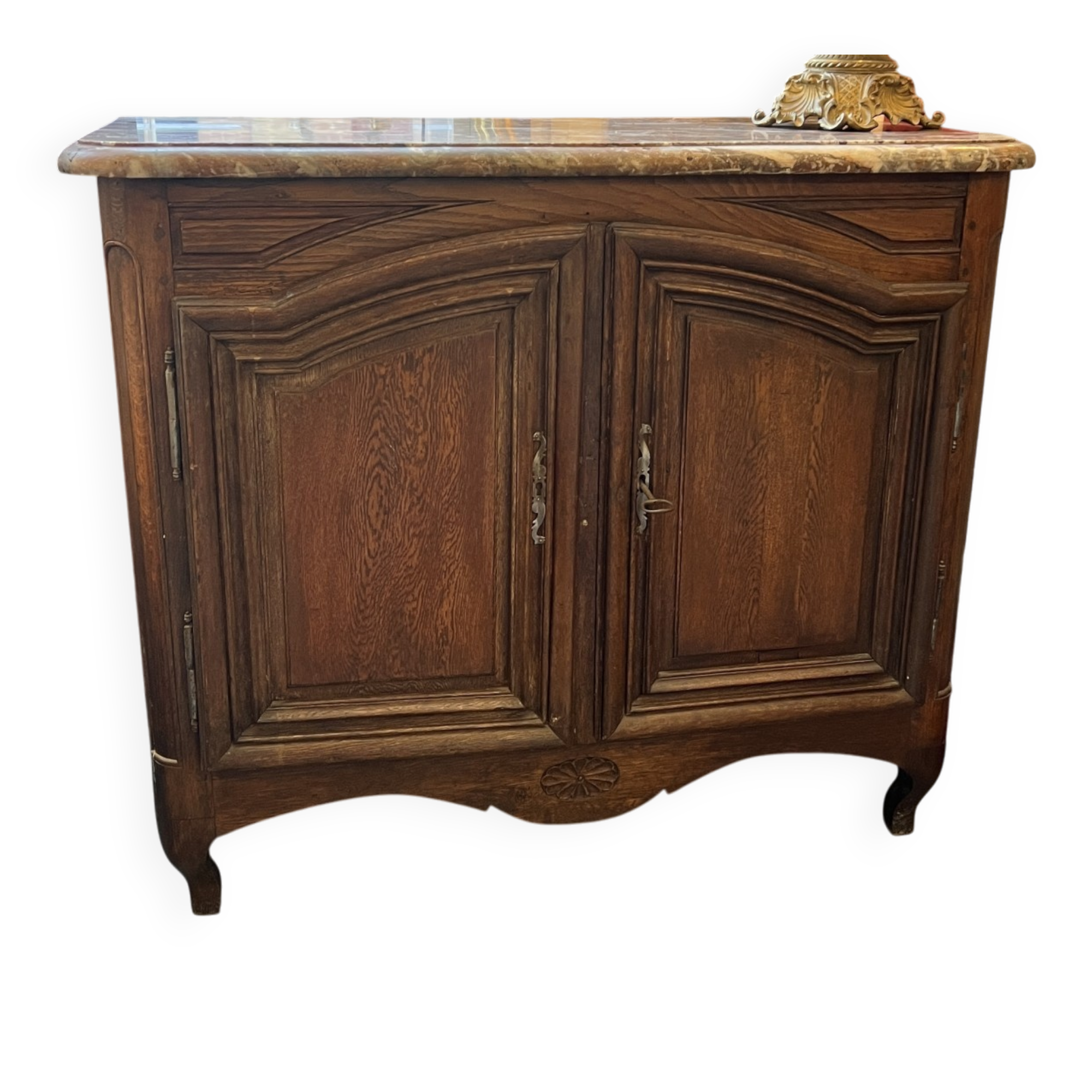 Oak hunting buffet in Louis XIV style, 18th century, with a marble top.