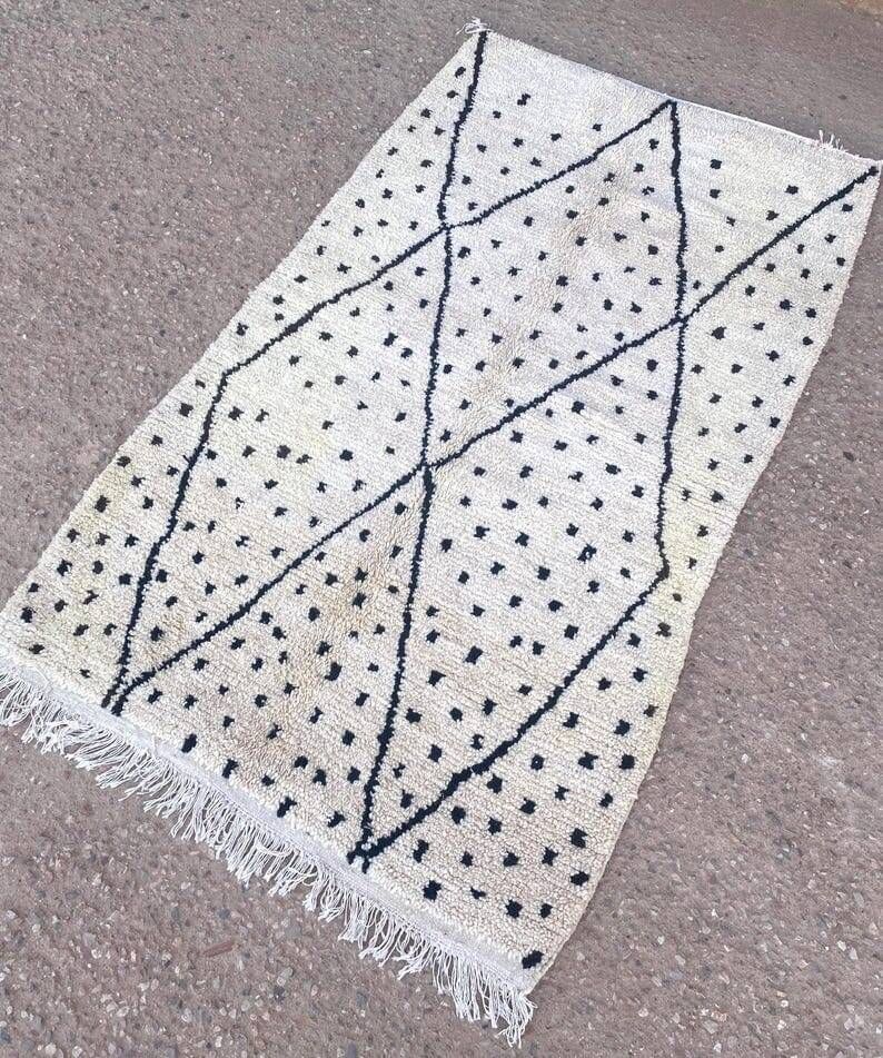 Tapis berbère en laine pure fait main traditionnelle taille 150/250 cm