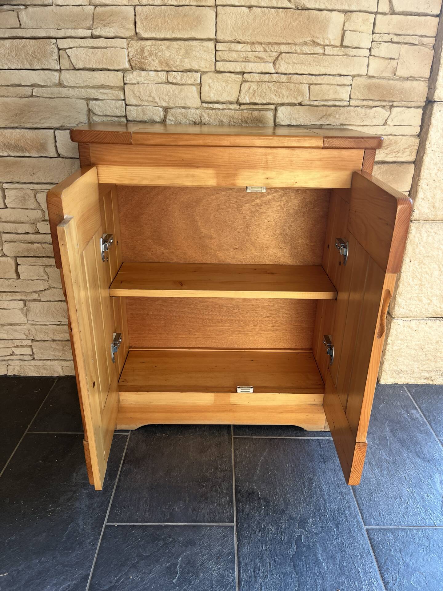 Vintage Meuble de rangement maison regain 1960 Perriand les arcs 