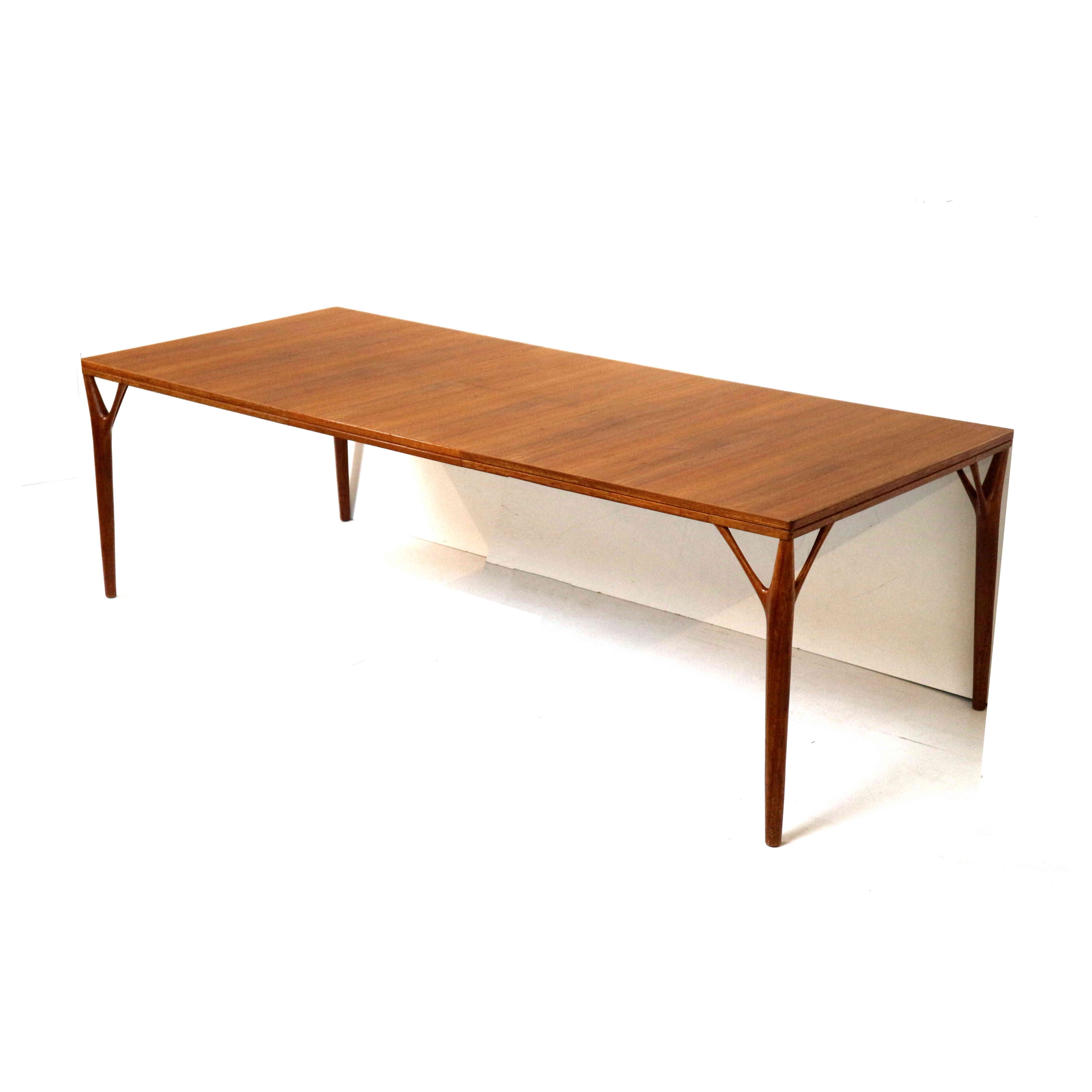 Danish design extendable dining table by Helge Vestergaard-Jensen for Søren Horn
