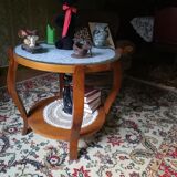 Round lounge table in blond wood