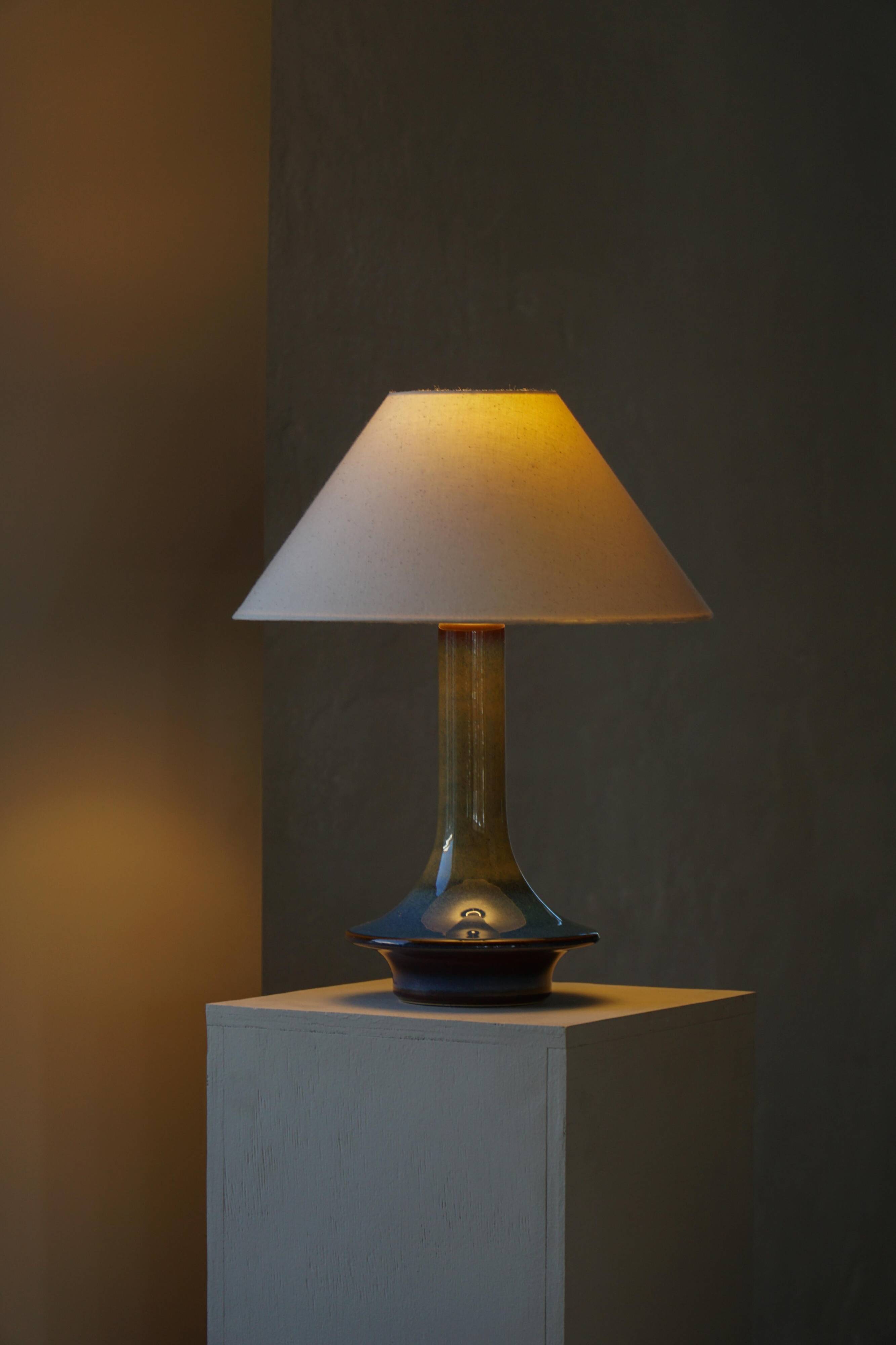 Lampe de table moderne danoise en grès par Joseph Simon pour Søholm Stentøj, années 1960