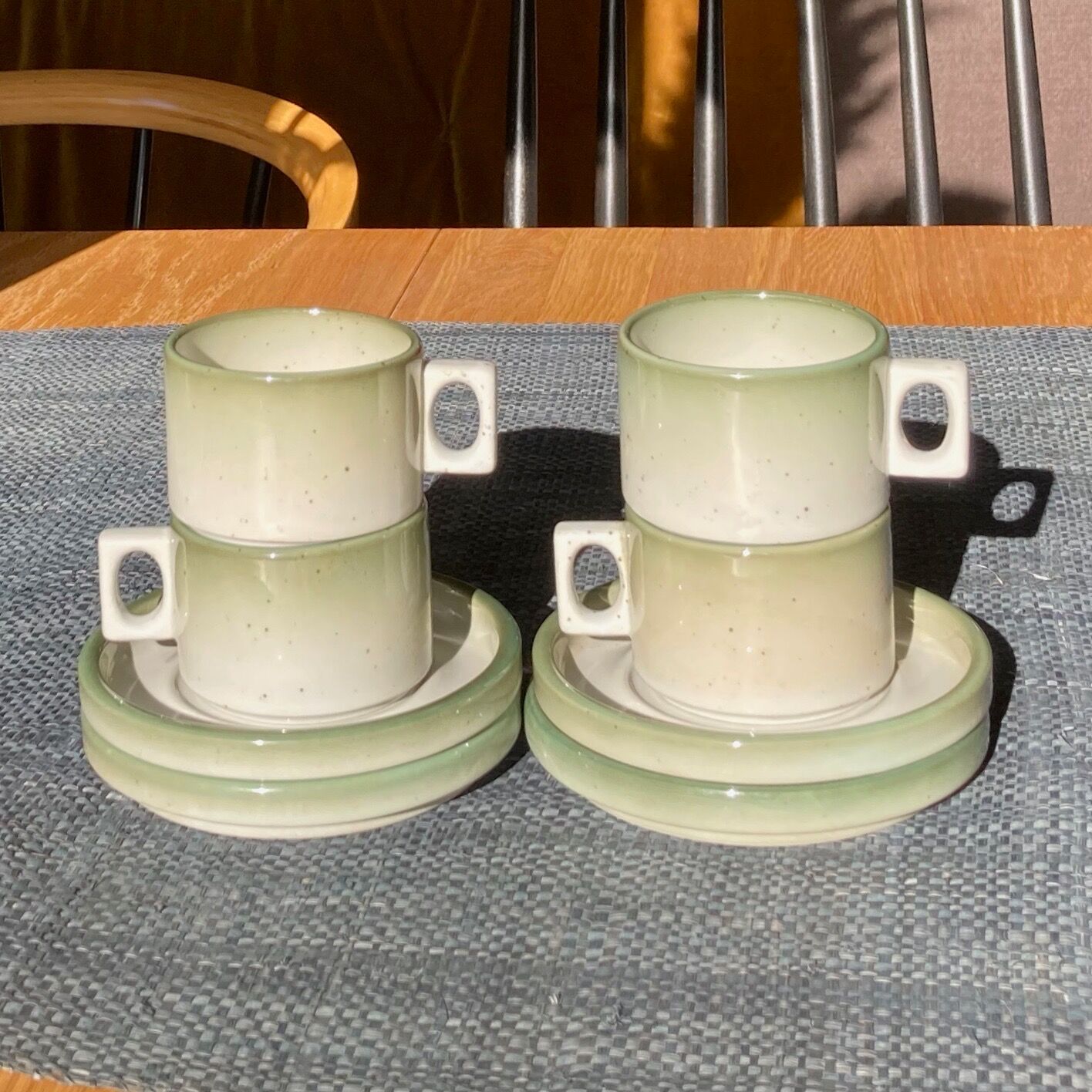 4 cups Brenne sandstone and saucers