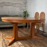 Designer table in solid elm