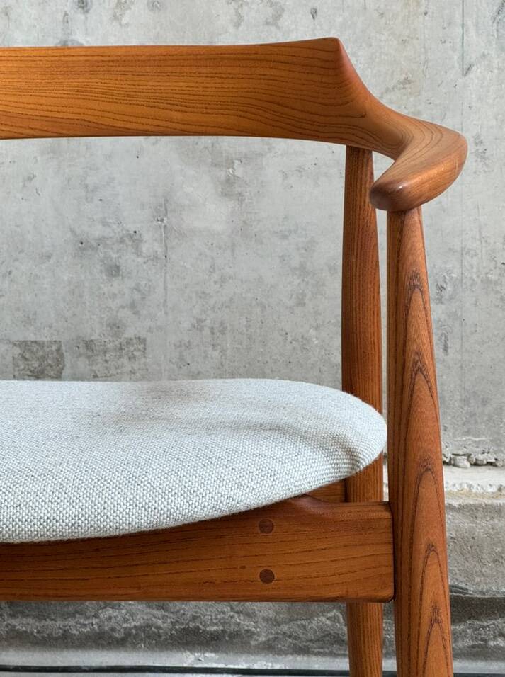 Armchair ST-750 by Arne Wahl Iversen for Niels Eilesrsen, Denmark