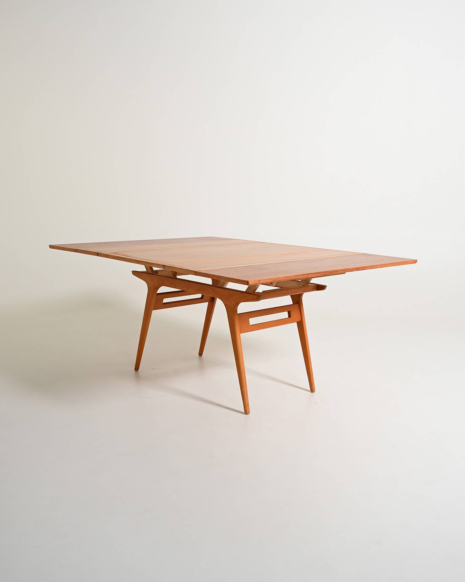 Table transformable de Tingström, Suède, années 1960.