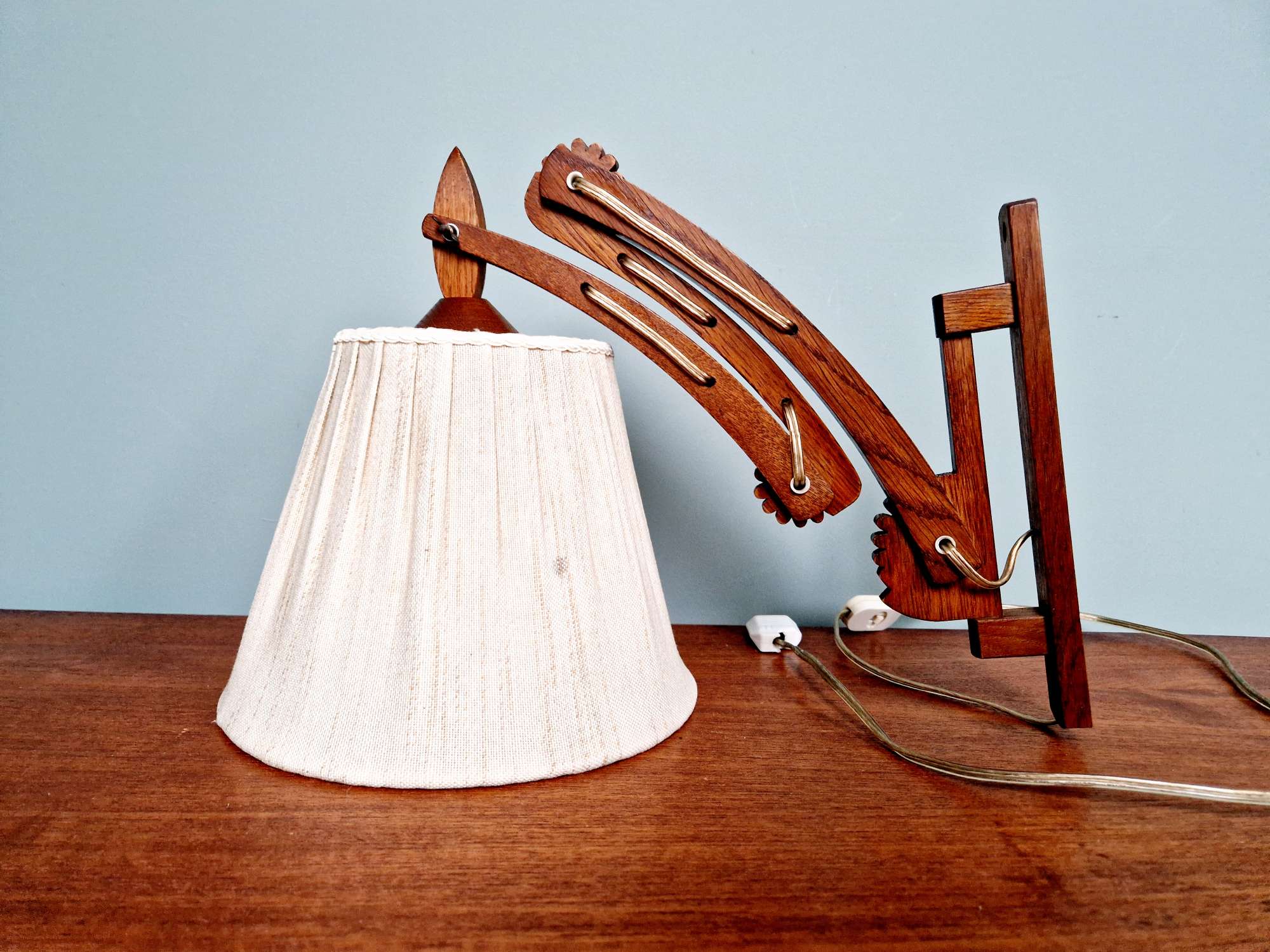 Scandinavian wall lamp scissors in teak, 1960s.