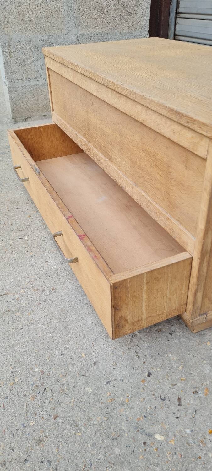 Raw oak chest