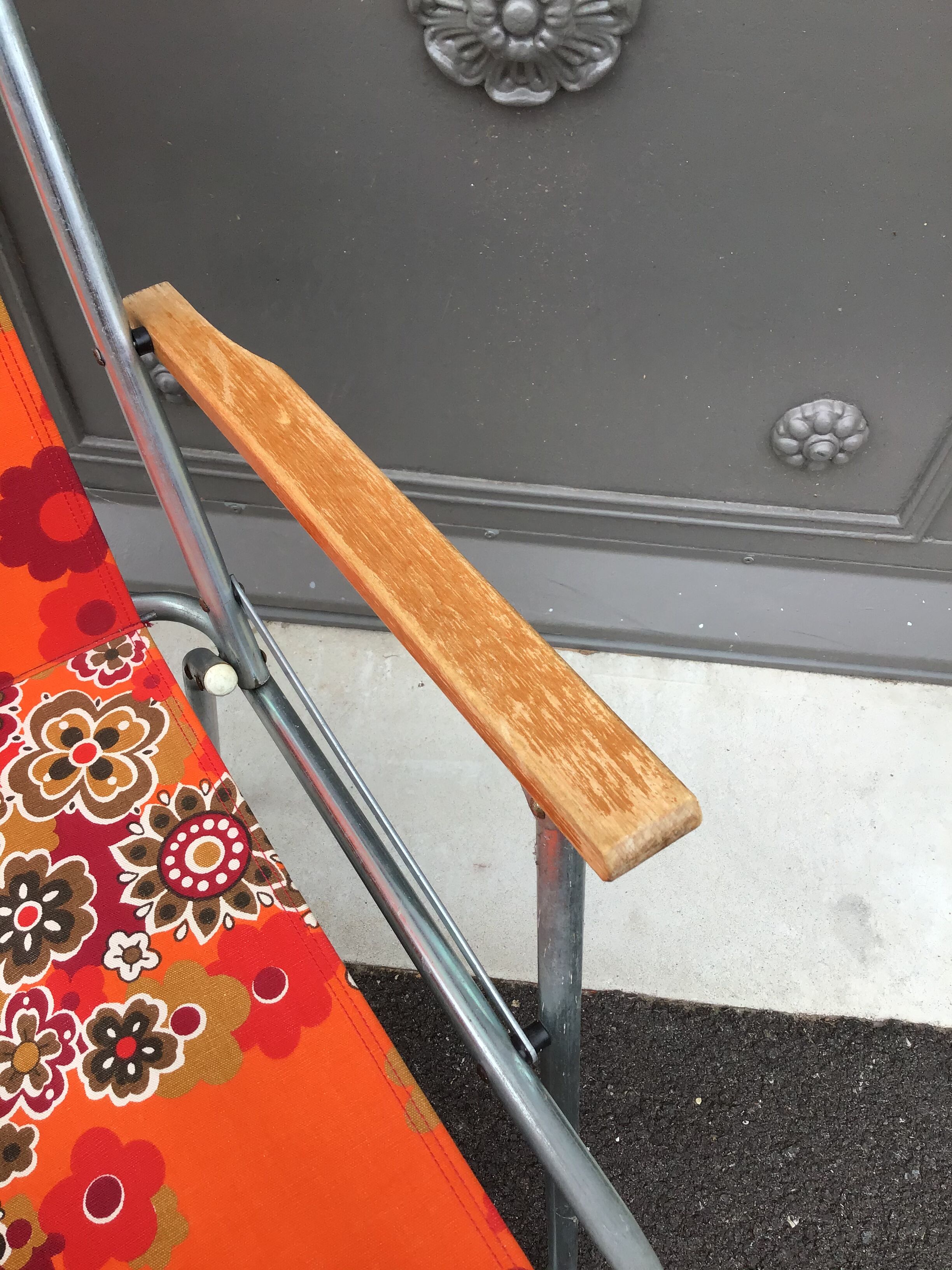 Vintage camping chair flowery canvas