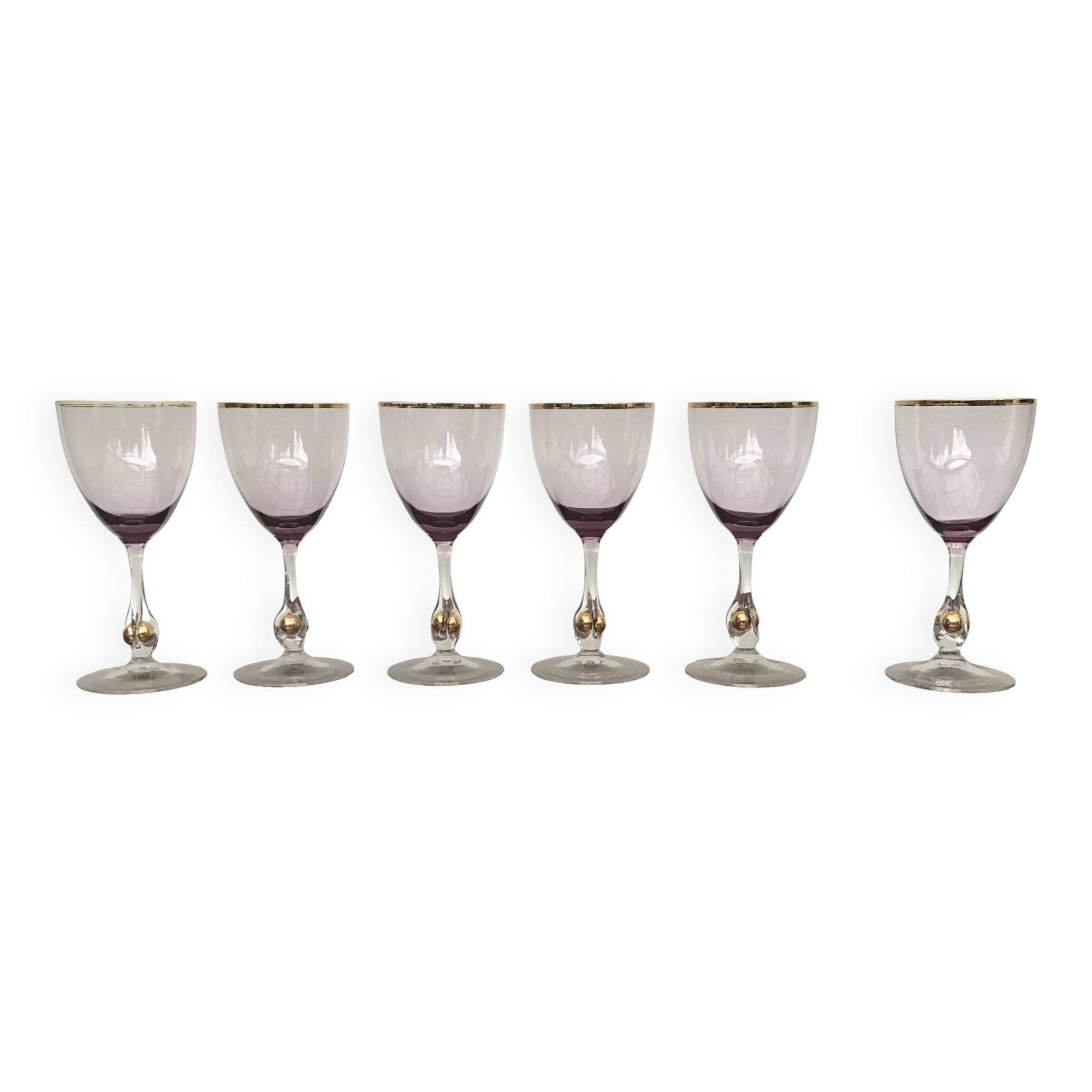 Joseph Stanik 6 red wine glasses of the Zuzanna model in Amethyst color with rims and golden ball