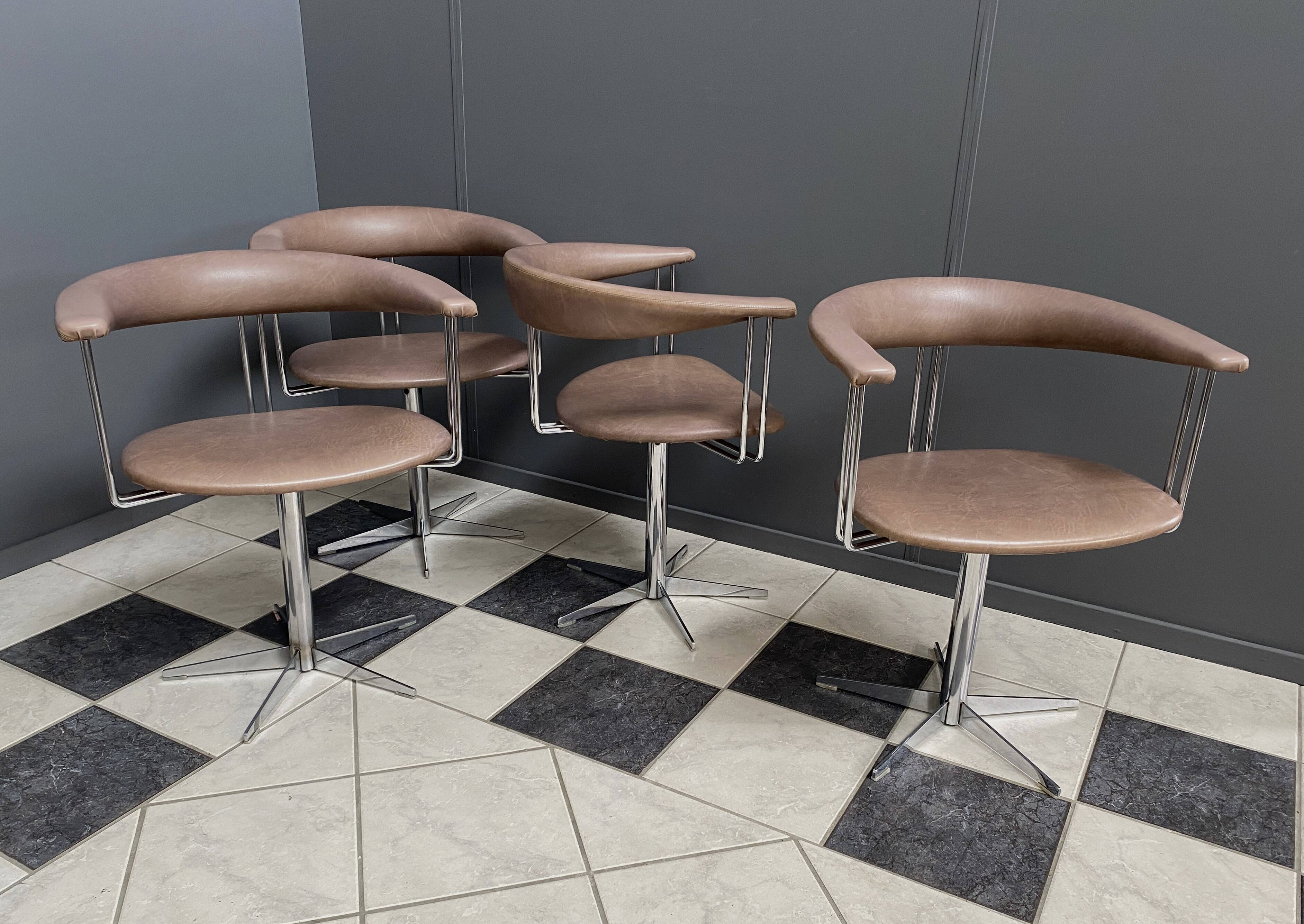 4 chaises pivotantes style Borje Johansen, années 1970