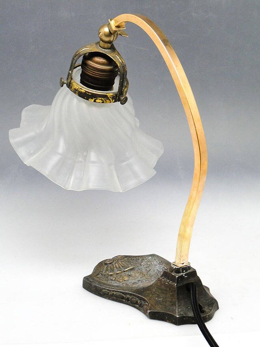 Lampe de chevet Art Nouveau du début du 20e siècle, Autriche-Hongrie, années 1890.