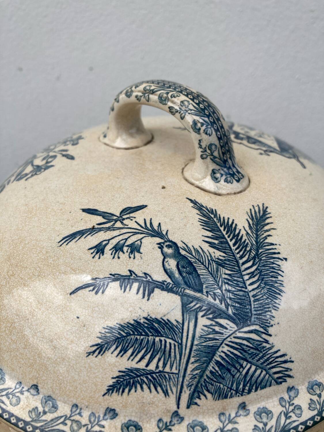 Earthenware tureen tureen Pexonne birds