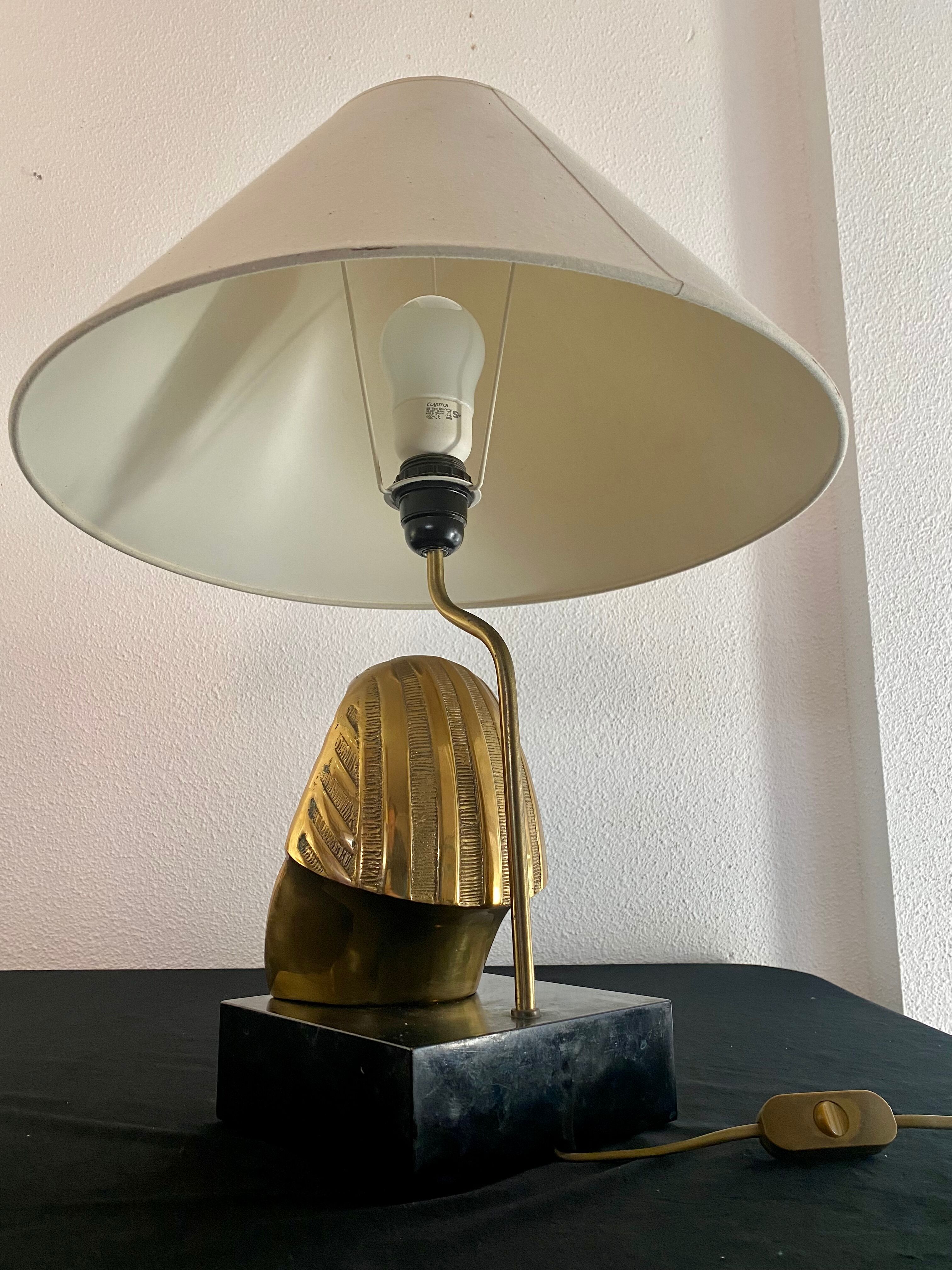 Golden brass table lamp tutankhamun Year 70 vintage pyramid
