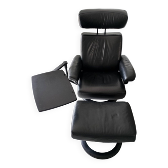 Fauteuil avec tablette multifonction et repose-pied Stressles