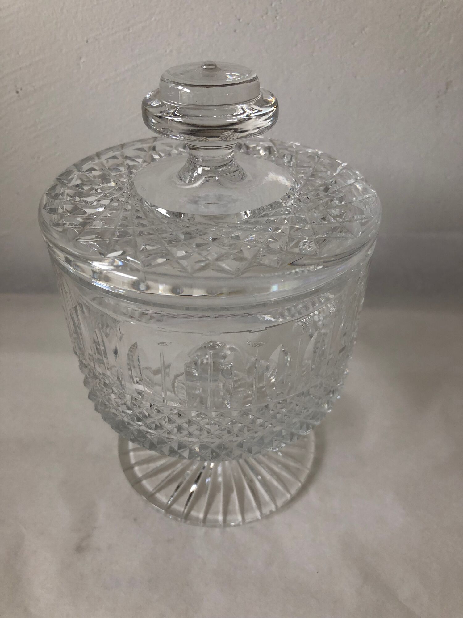 Early XXth Baccarat Crystal candy box