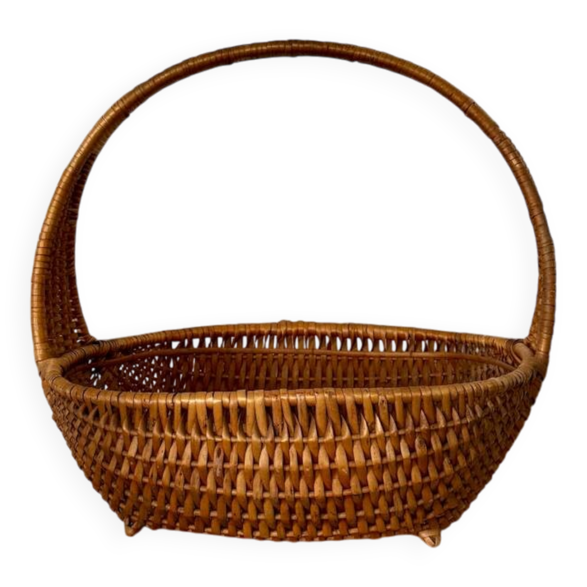 Arched basket in wickerwork 🧺