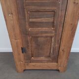 Armoire parisienne en sapin