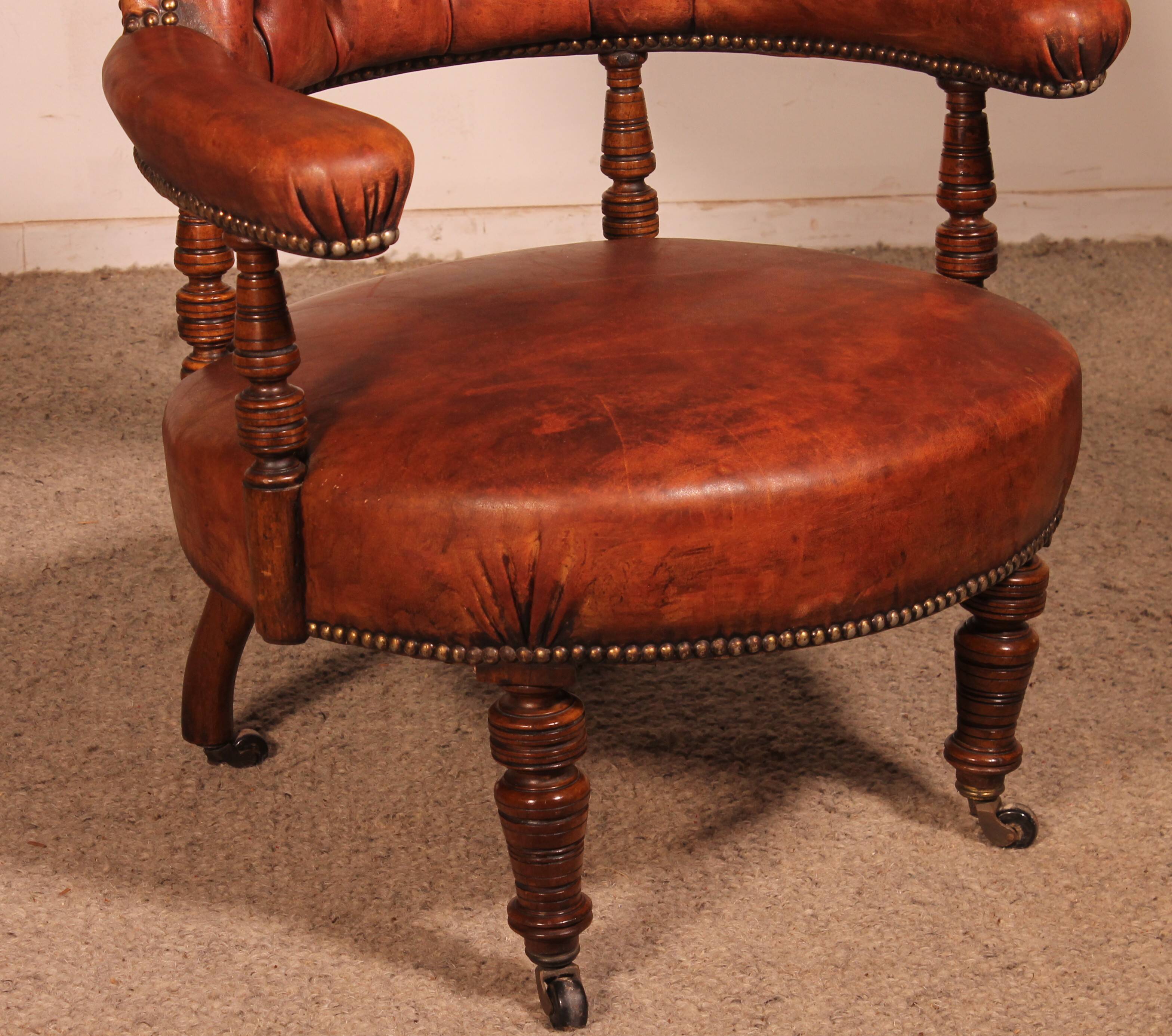 small shepherdess or armchair in mahogany and cognac leather - 19th century