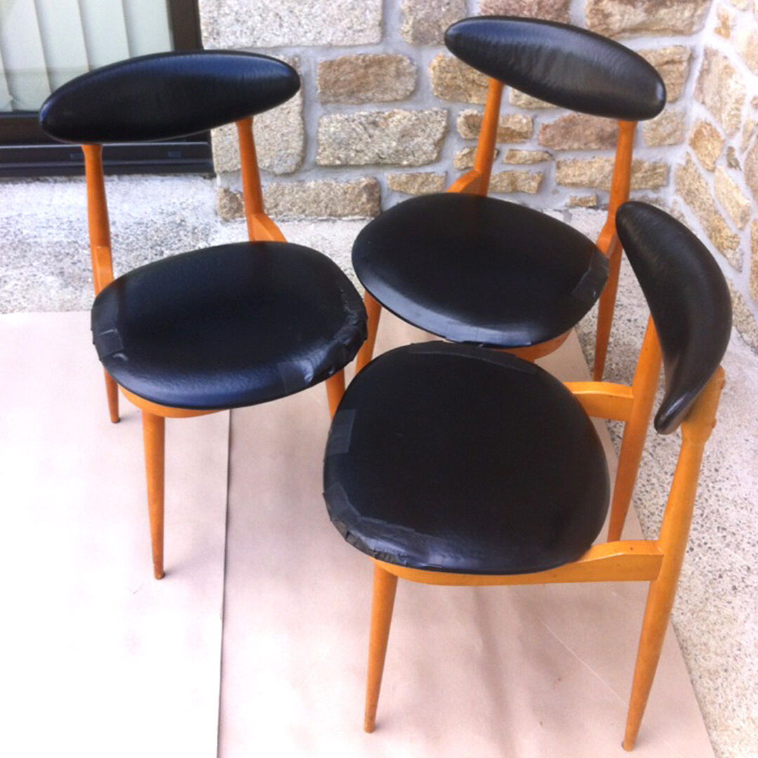 Baumann suite of 6 vintage chairs model Unicorn