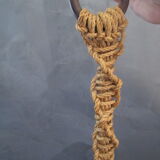 Ancient plant door in macramé