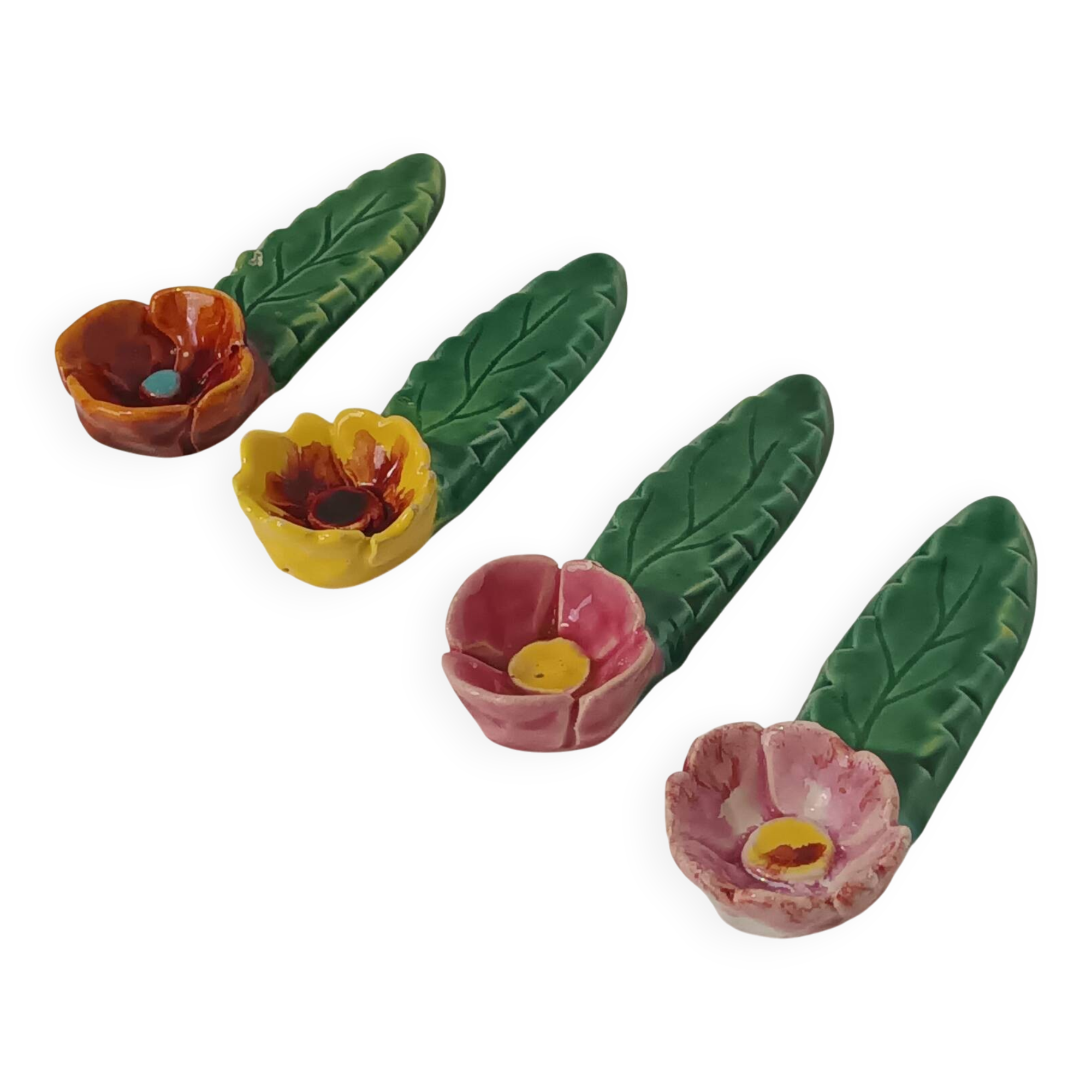 4 vintage signed flower knife rests