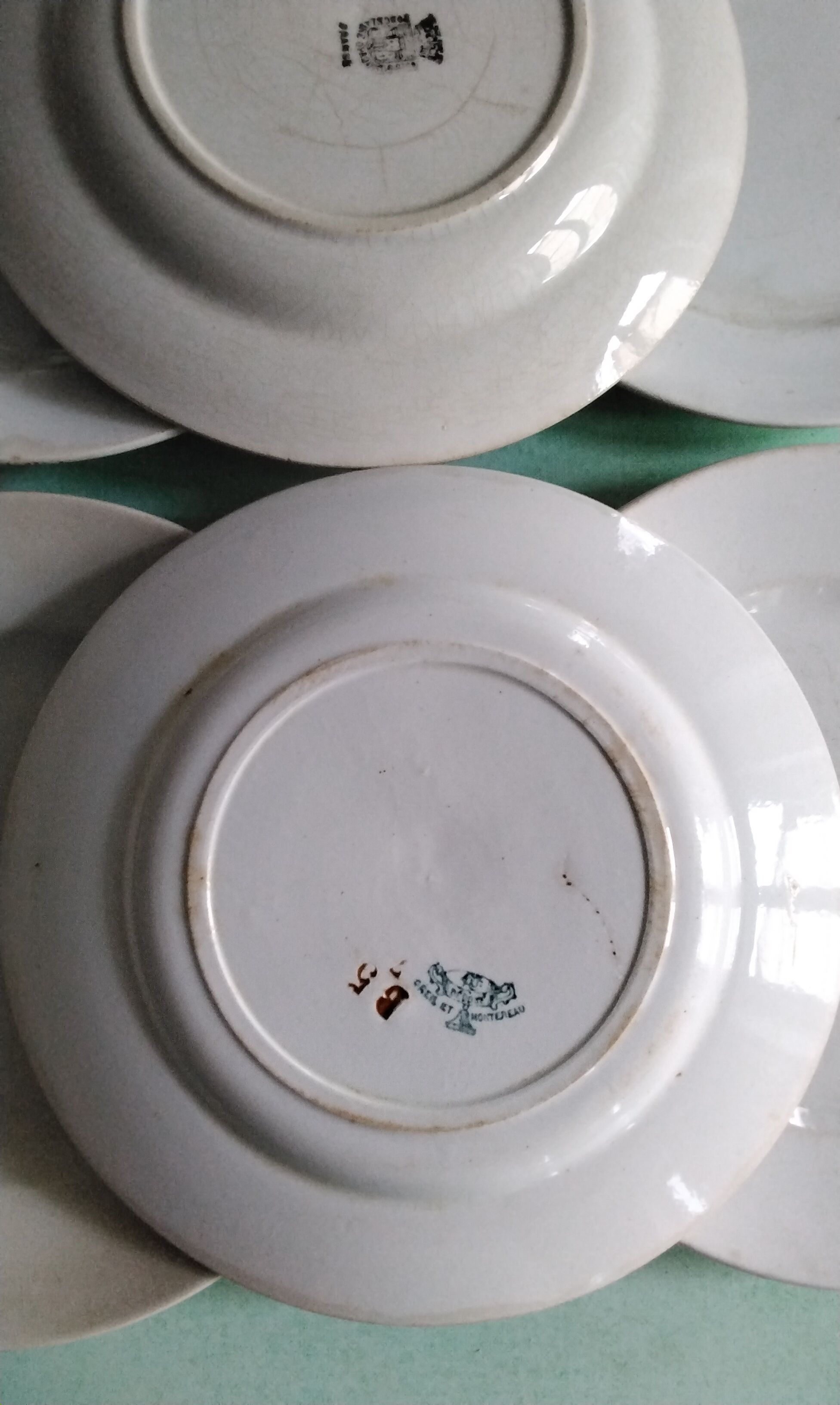 Mismatched plates