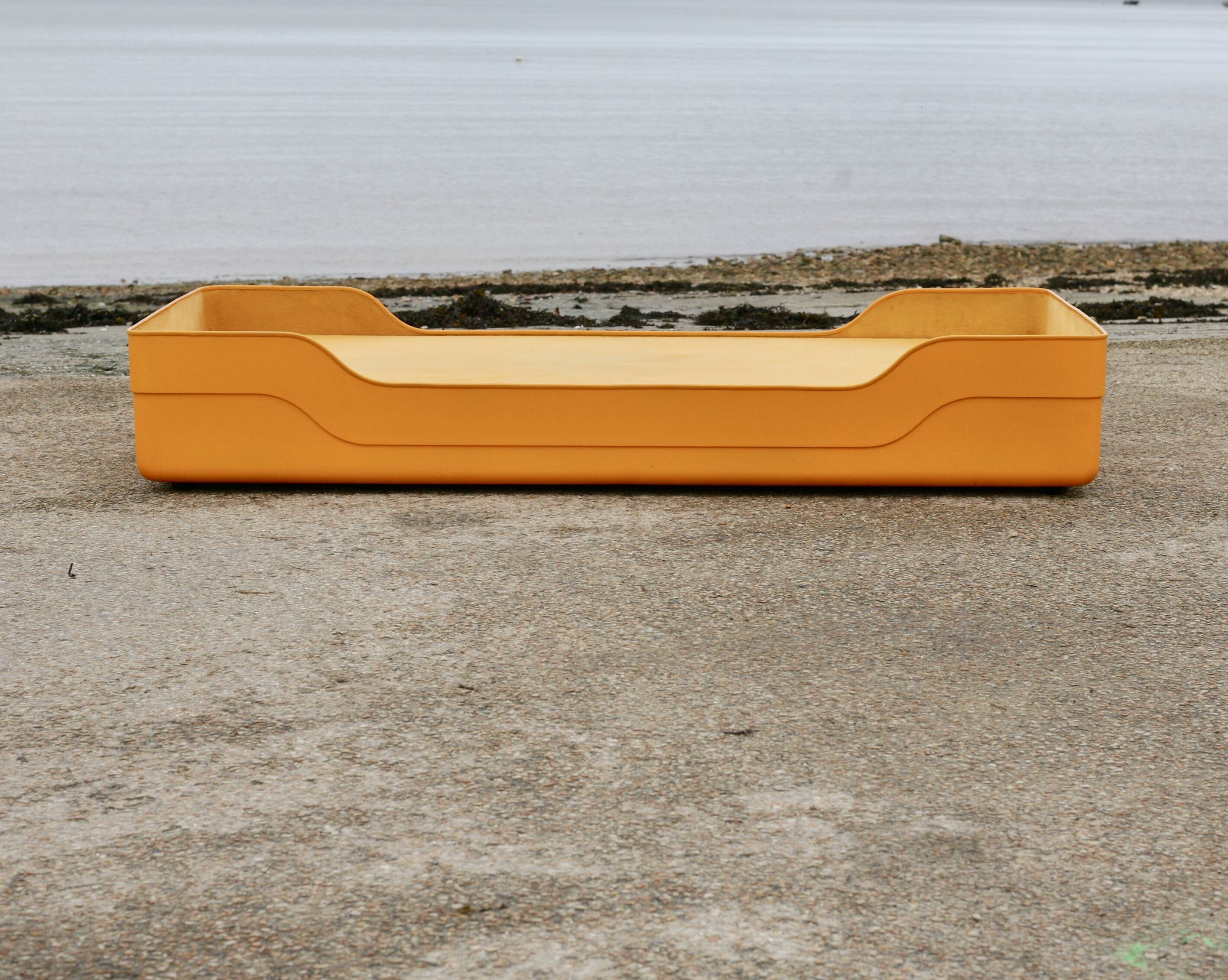 Ozoo bed, Marc Berthier, fiberglass, France, 1967