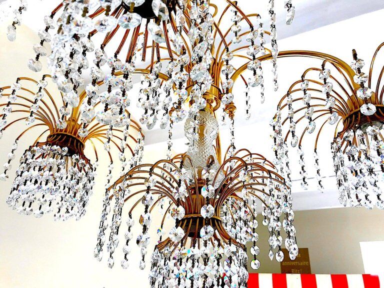 Chandelier crystal of Murano pagoda 1970 gold metal frame