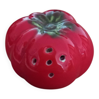Tomato salt shaker